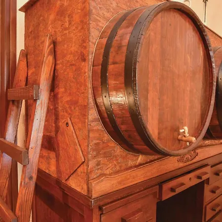 Дом отдыха Sinj With A Fireplace 417 *