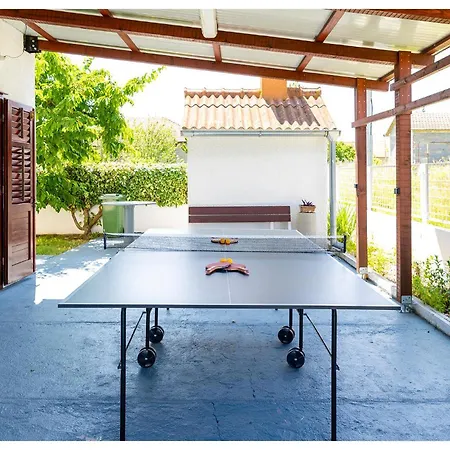 Sinj With A Fireplace 417